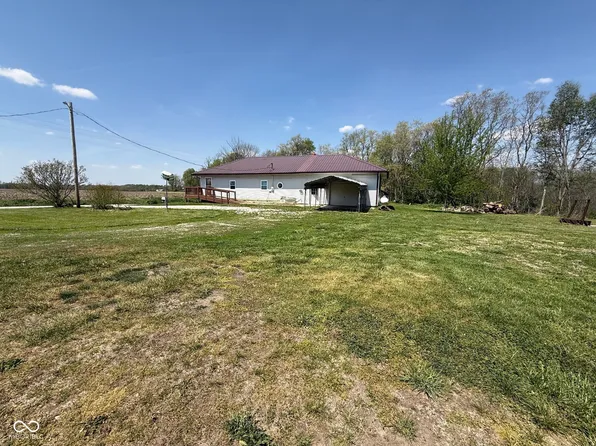 10074 N 400 W, Carthage, IN 46115