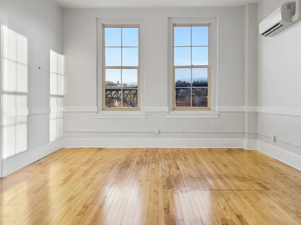 341 Water St #206, Augusta, ME 04330