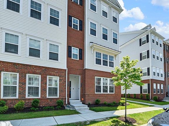 2nd image of 9435 James Macgowan Ln #439