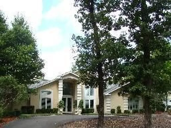 16097 Carmel Bay Dr, Northport, AL 35475