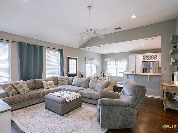 4th image of 103 Windwood Ln