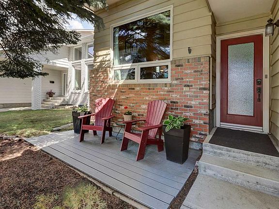 3rd image of 36 S Edforth Rd NW