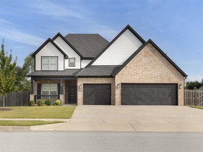 5501 W Bay Dr, Rogers, AR, 72758