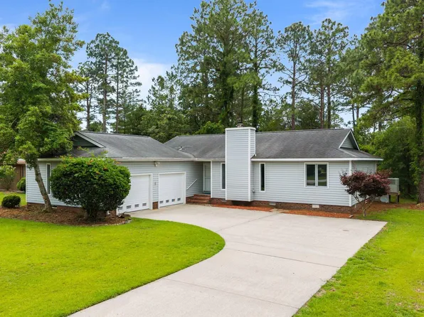 6301 Gondolier Drive, New Bern, NC 28560