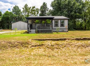111 Hidden Hills Dr, Mabank, TX 75156