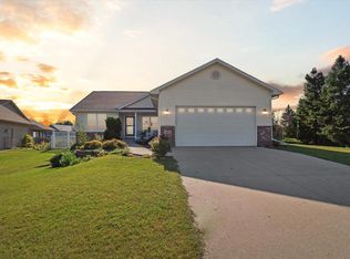 404 Comfortcove St, Orfordville, WI 53576