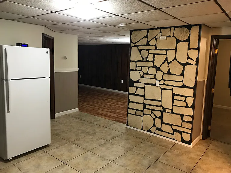 19 Puritan Ave #3 — Photo 3