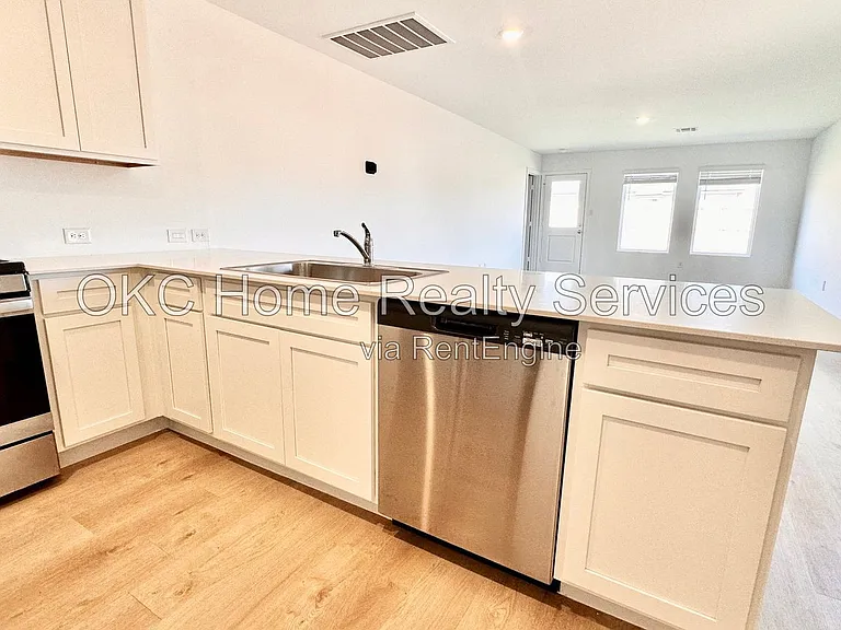 20404 Mule Deer Dr — Photo 5