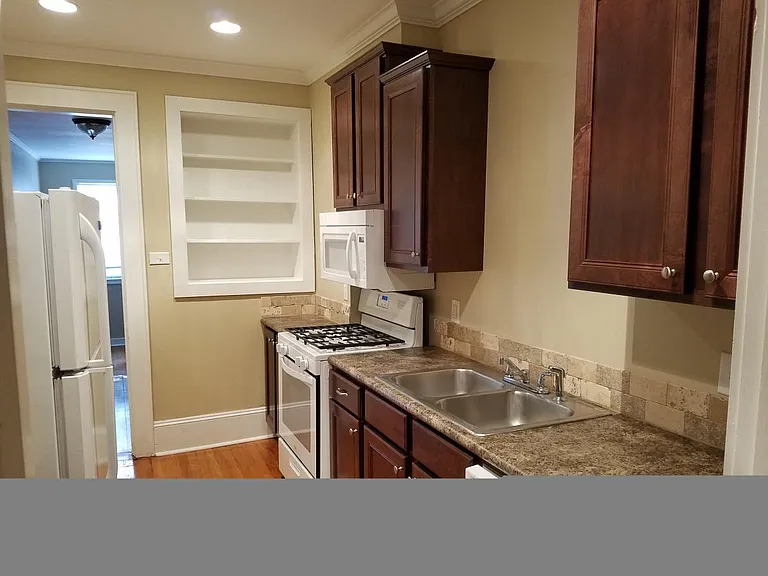3123 Centenary Blvd — Photo 5