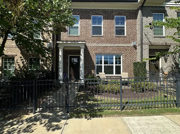 882 Westmoreland Cir NW, Atlanta, GA 30318