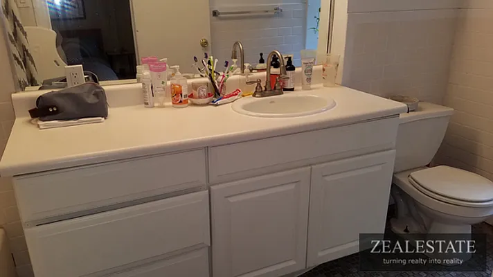 Rented by ZealEstate Group Inc | media 38