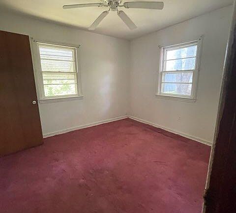 4th image of 518 Arrington Rd