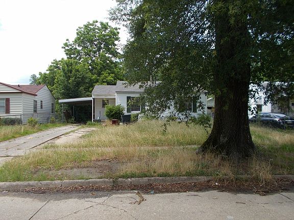 2nd image of 2716 Mimosa Ave