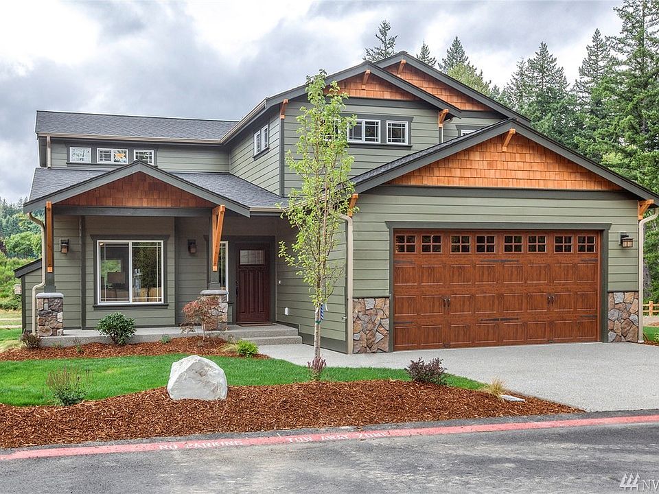 The Grand Cedar 2,307sf as Built in Sterling Hills Estates - The Grand Cedar on Lot 31 in Silverthorne will have different selections for upgrades and standards.