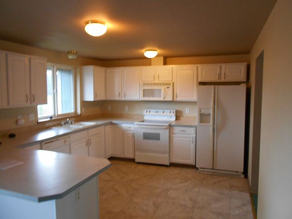 2nd image of 10116 140th Street Ct E