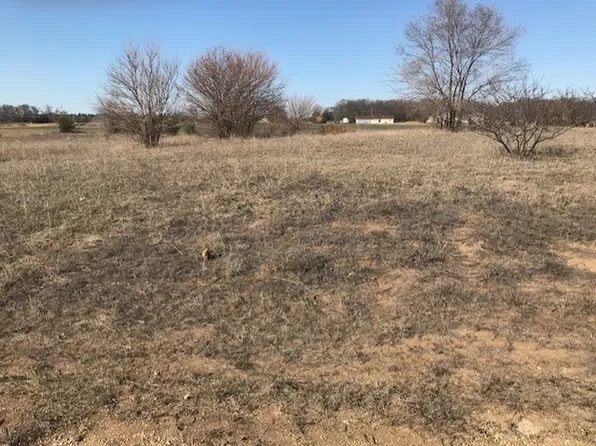 21 Shirley St, Fulton, IL 61252