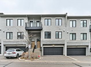 384 Highway 7 E #TOWNHOUSE 3, Richmond Hill, ON L4B 3V5