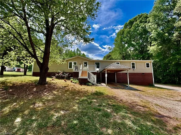 1020 Stirewalt Rd, China Grove, NC 28023