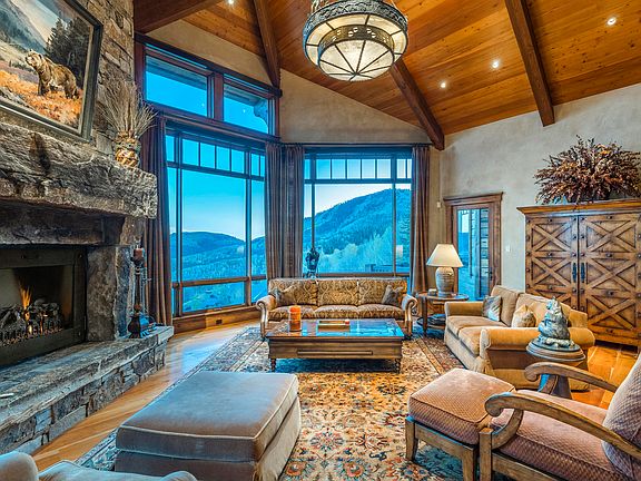 5th image of 9895 Summit View Dr
