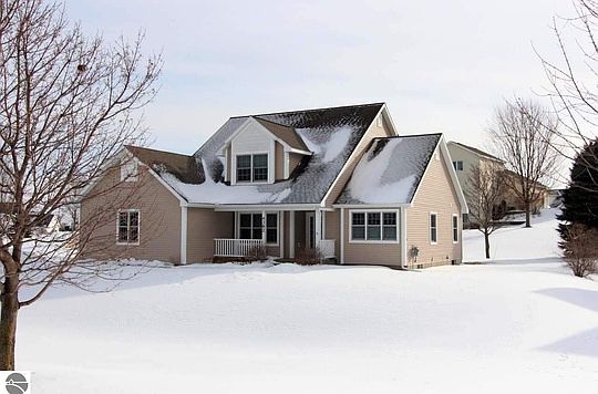 1st image of 4398 Stoneridge Dr