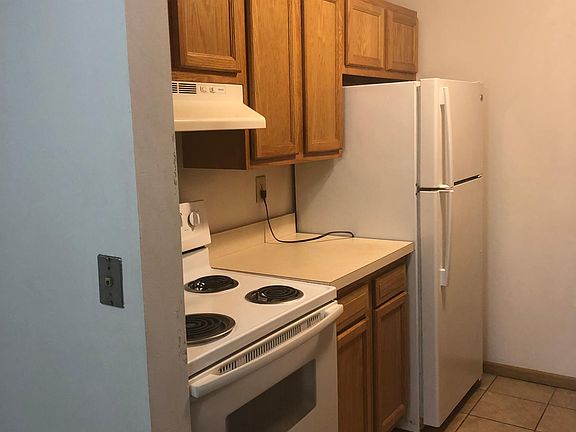 3rd image of 1005 Quail Dr #209
