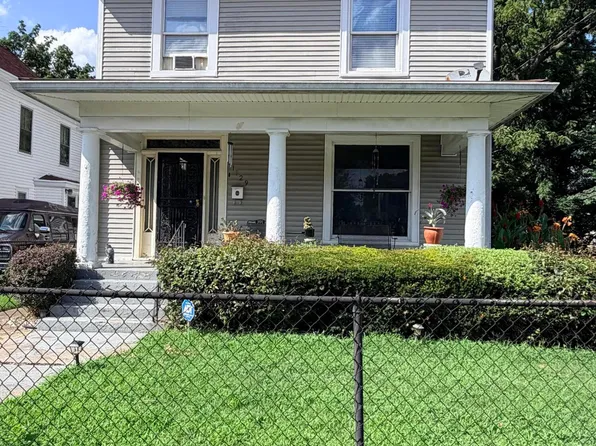 1829 W Burnett Ave, Louisville, KY 40210
