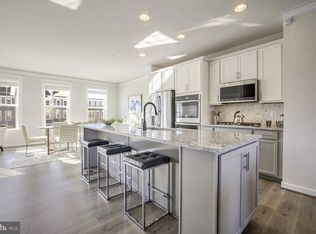 10239 Travilah Grove Cir, Rockville, MD 20850