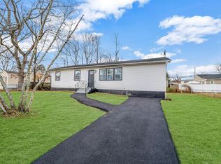 64 Crown St, Deer Park, NY 11729