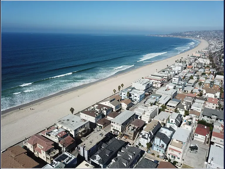 3261 Ocean Front Walk #2B — Photo 36