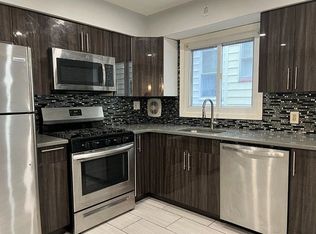 47 Smith St #1L, Newark, NJ 07106