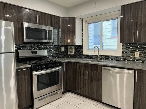 47 Smith St #1L, Newark, NJ 07106