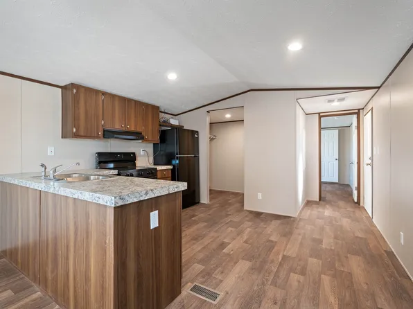 703 Sun Land Cir, Dawson, TX 76639