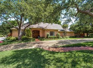 5801 Knightsbridge Dr, Dallas, TX 75252