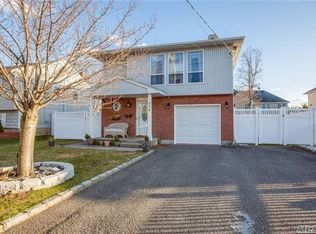 884 Washington St, Baldwin, NY 11510