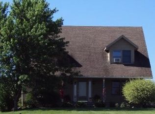 8473 6th Rd, Plymouth, IN 46563