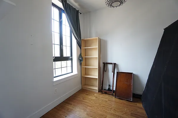 Rented by Rennit Inc. | media 24