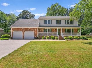 16 Windy Point Dr, Poquoson, VA