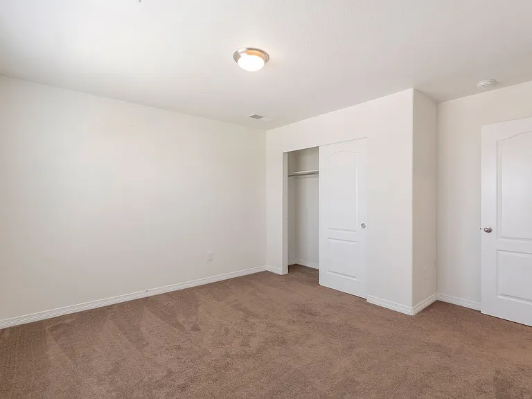 14776 Oslo Ave — Photo 12