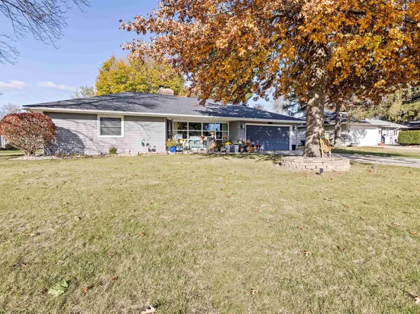 1209 Kay Ave, Rockford, IL 61103