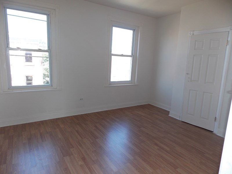 1st image of 4118 Cambridge St