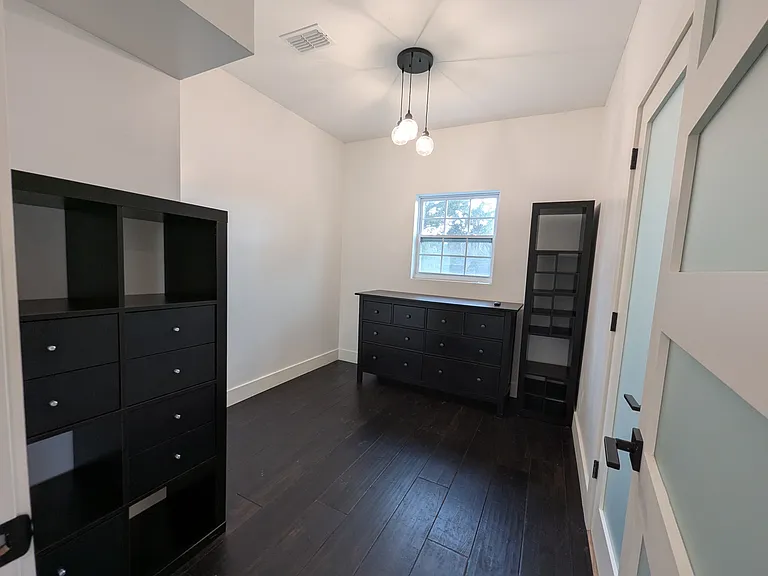 974 Pinelli St — Photo 31