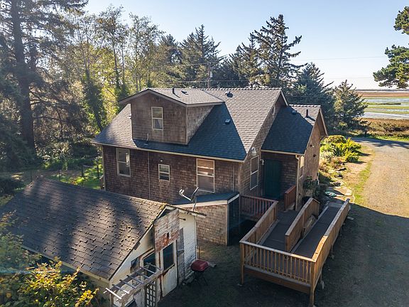 5th image of 1218 Riverside Dr