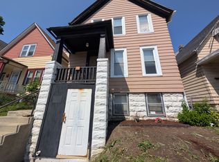 3053 N Holton St, Milwaukee, WI 53212