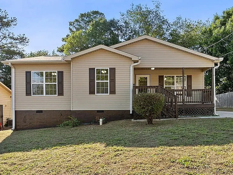 3103 Sonya Dr NW — Photo 1