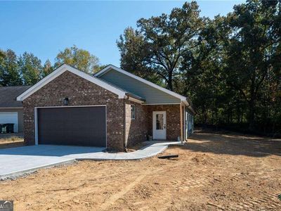 358 Lakecrest Cir SW, Calhoun, GA, 30701