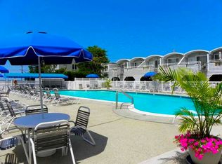 9510 Amherst Ave, Margate, NJ 08402