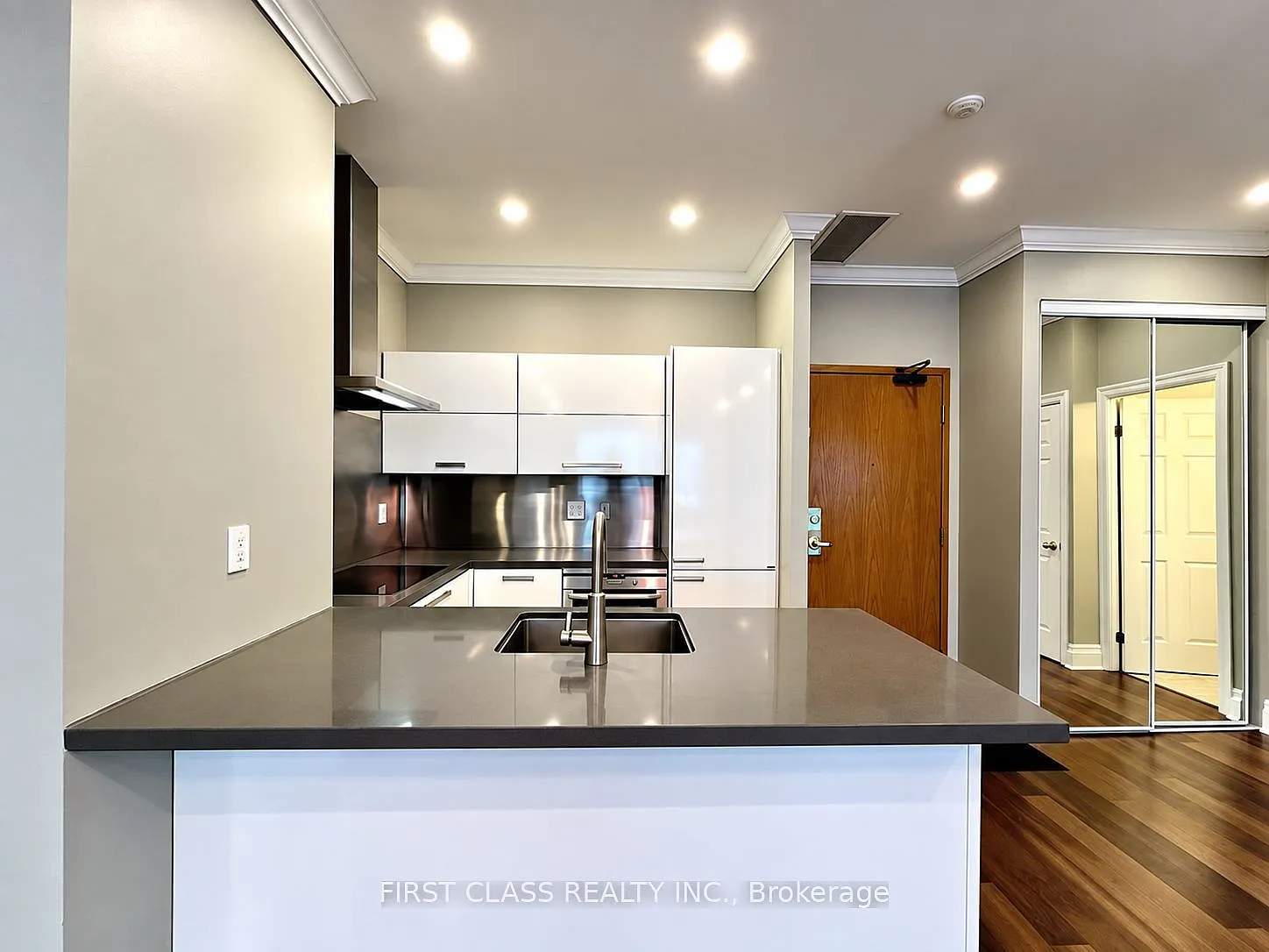2 bed, $3,500 — Photo 3