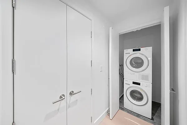 Rented by Luxhome LLC | media 2