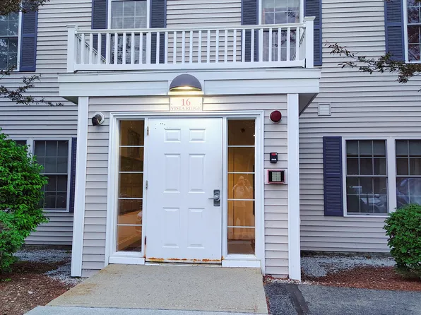 16 Vista Ridge Dr Unit 227, Londonderry, NH 03053