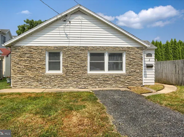 209 11th St, New Cumberland, PA 17070
